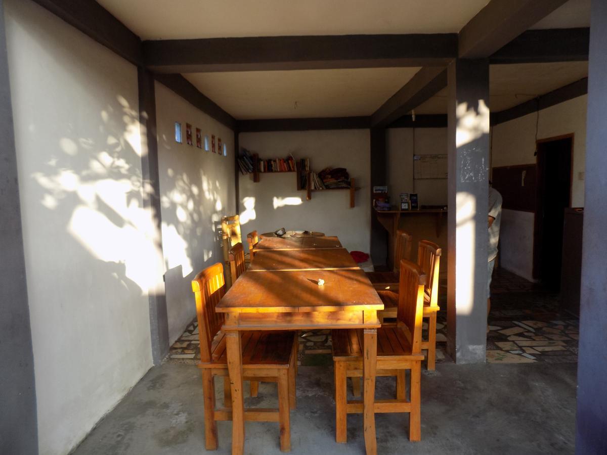 Santigi Homestay กิลิไอร์ ภายนอก รูปภาพ