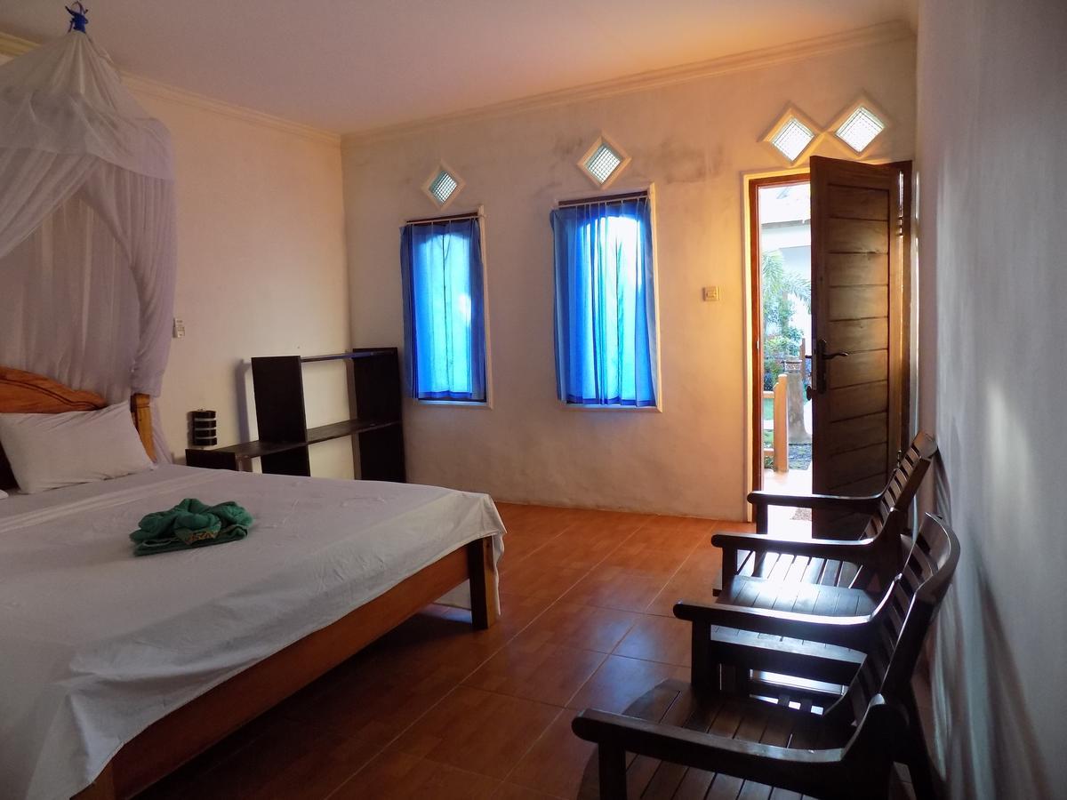 Santigi Homestay กิลิไอร์ ภายนอก รูปภาพ