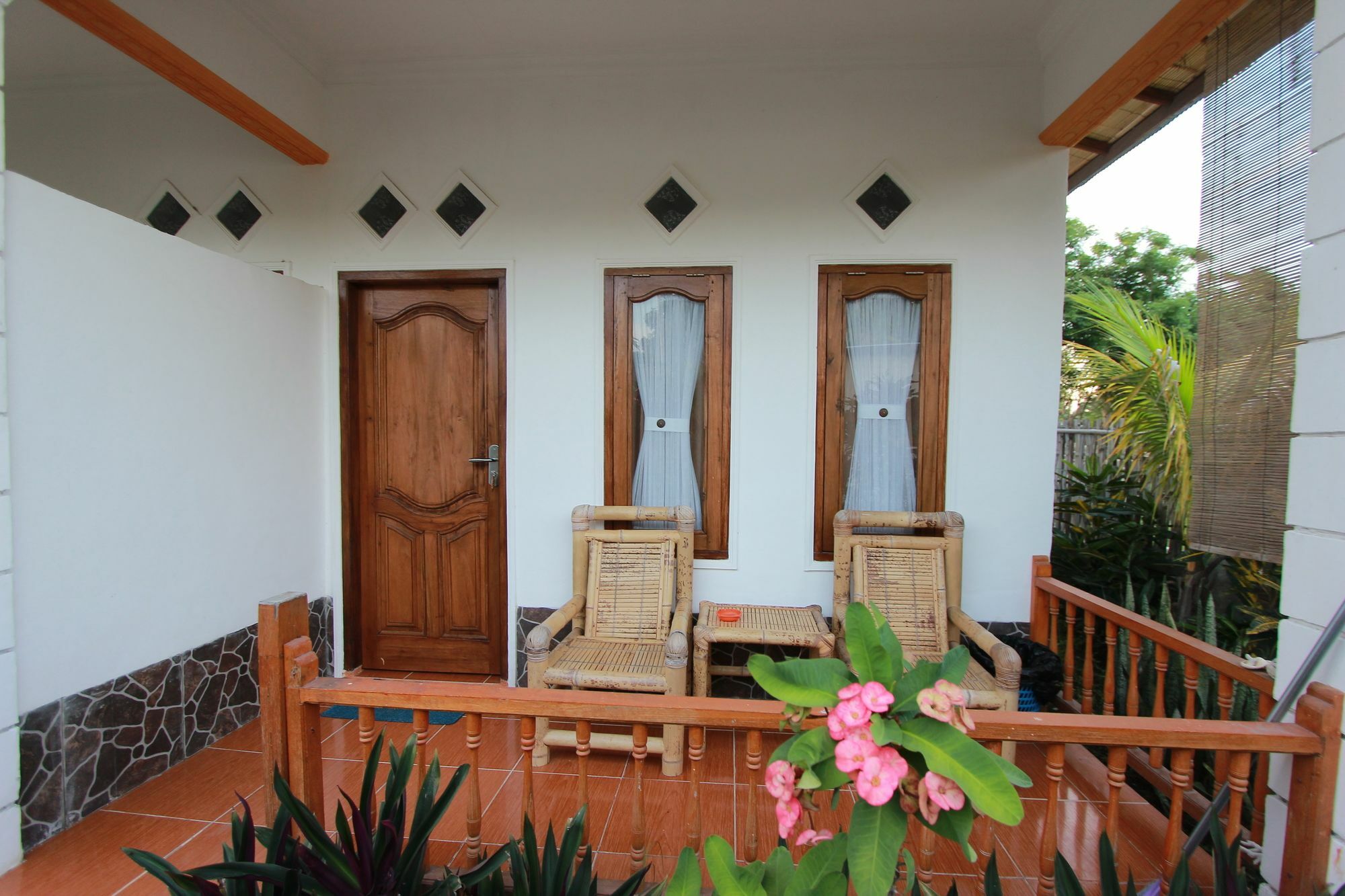 Santigi Homestay กิลิไอร์ ภายนอก รูปภาพ